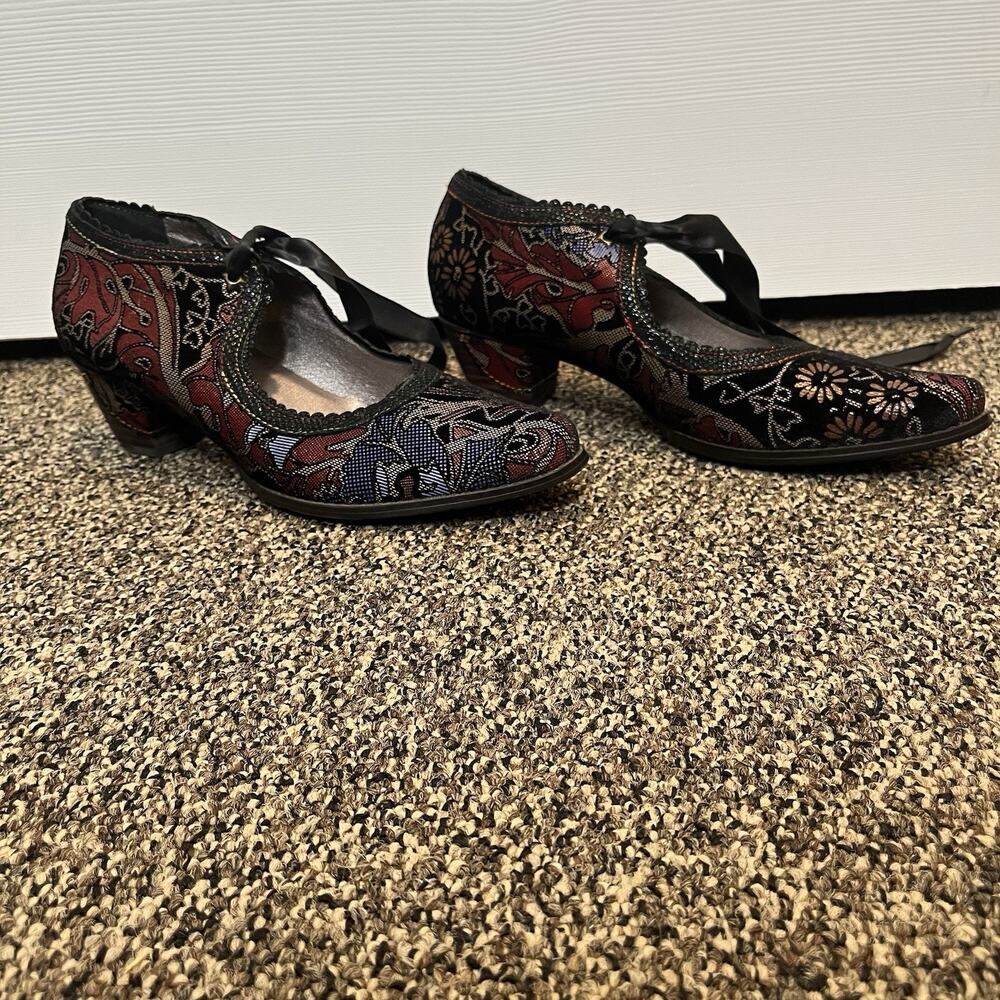 L’Artiste Spring Step Samantha Pump 2" Heels EU 42 US 10.5-11 Velvet/Leather - Picture 2 of 13